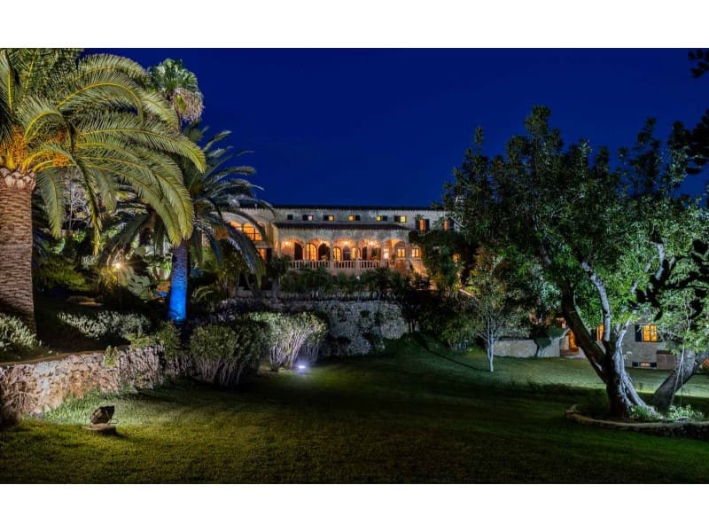 12 slaapkamer Finca/Landhuis te koop in Establiments met zwembad garage - € 24.500.000 (Ref: 7888910)