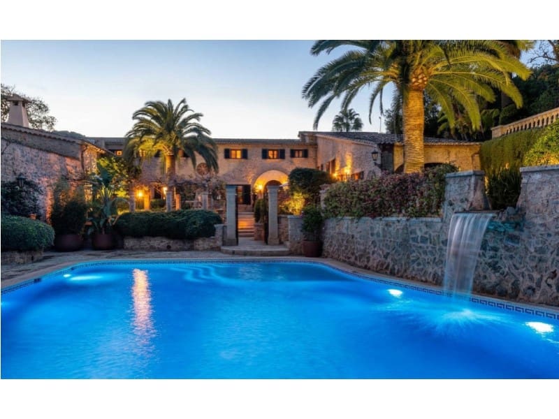 12 bedroom Finca/Country House for sale in Establiments with pool garage - € 24,500,000 (Ref: 7888910)