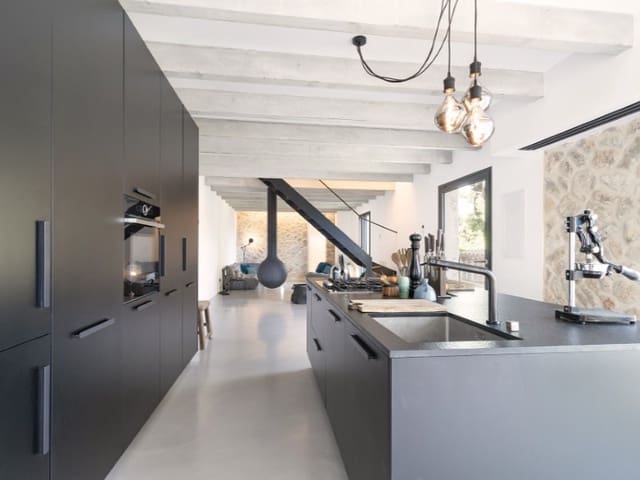 3 slaapkamer Finca/Landhuis te koop in Alaró met zwembad - € 1.995.000 (Ref: 7903457)