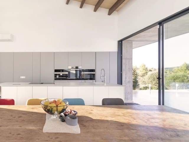 2 chambre Finca/Maison de Campagne à vendre à Montuïri avec piscine garage - 2 390 000 € (Ref: 7938239)