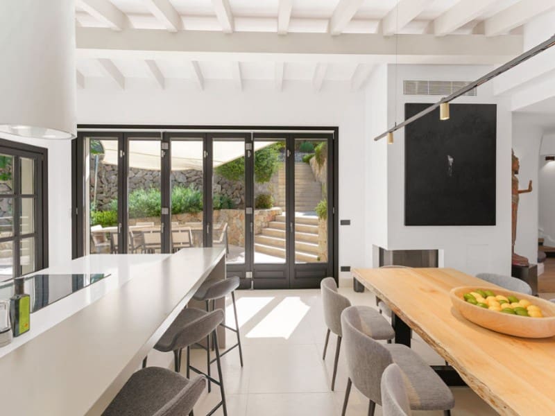 4 soverom Villa til salgs i Puerto de Andratx med garasje - € 3 950 000 (Ref: 7996803)