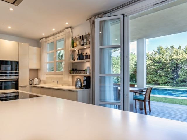 4 bedroom Villa for sale in Costa d'en Blanes, Calvià with pool - € 4,500,000 (Ref: 7999155)