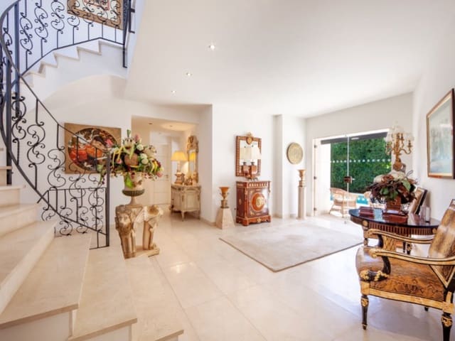 3 soverom Villa til salgs i Puerto de Andratx, Andratx med svømmebasseng garasje - € 3 550 000 (Ref: 8010759)