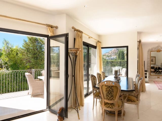 3 soverom Villa til salgs i Puerto de Andratx, Andratx med svømmebasseng garasje - € 3 550 000 (Ref: 8010759)