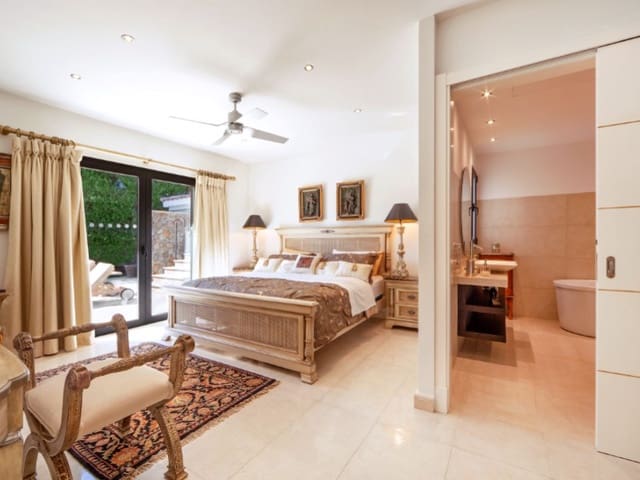 3 soverom Villa til salgs i Puerto de Andratx, Andratx med svømmebasseng garasje - € 3 550 000 (Ref: 8010759)