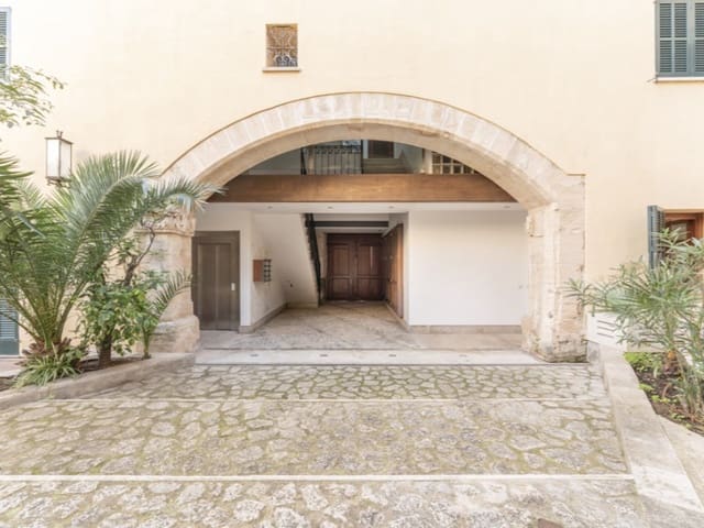 2 soveværelse Lejlighed til salg i La Calatrava, Palma de Mallorca - € 1.495.000 (Ref: 8045321)