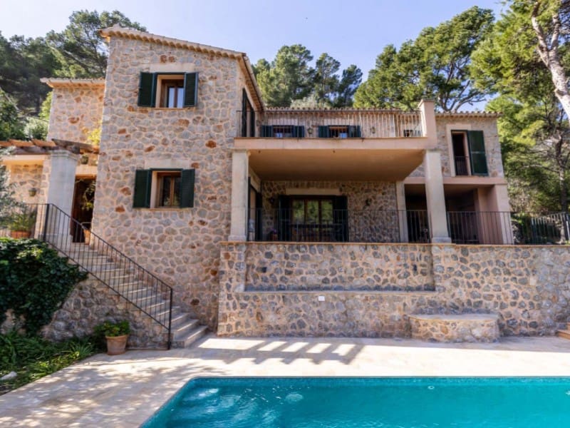 3 soveværelse Finca/Landehus til salg i Deia med swimmingpool - € 3.590.000 (Ref: 8082921)