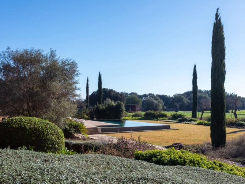 5 soveværelse Finca/Landehus til salg i Buger med swimmingpool garage - € 7.000.000 (Ref: 8117603)