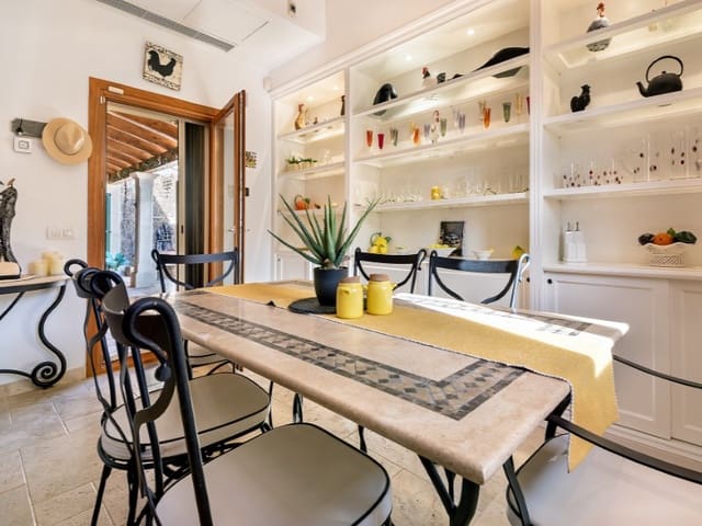 4 bedroom Finca/Country House for sale in Sencelles with pool garage - € 2,950,000 (Ref: 8140831)