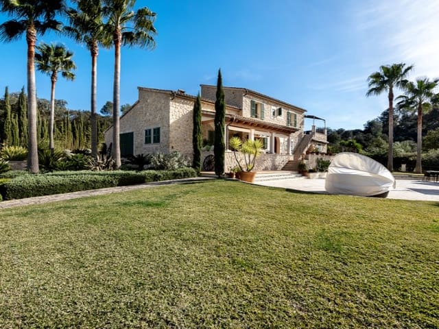 4 bedroom Finca/Country House for sale in Sencelles with pool garage - € 2,950,000 (Ref: 8140831)