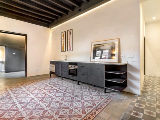 2 soveværelse Lejlighed til salg i Cort, Palma de Mallorca - € 599.000 (Ref: 8197261)