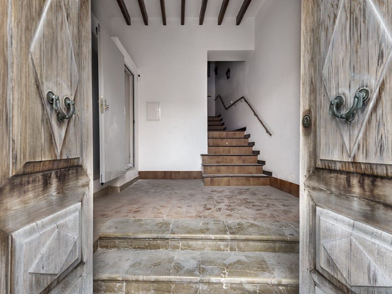 5 soverom Villa til salgs i Campos med svømmebasseng garasje - € 1 295 000 (Ref: 8209850)