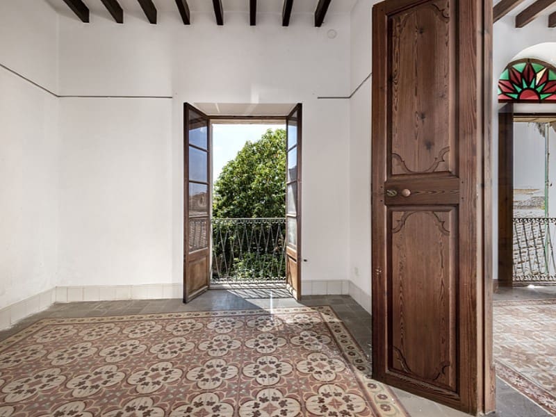 5 soverom Villa til salgs i Campos med svømmebasseng garasje - € 1 295 000 (Ref: 8209850)