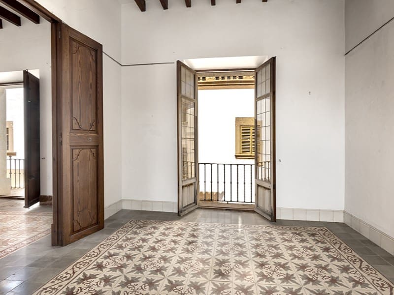 5 soverom Villa til salgs i Campos med svømmebasseng garasje - € 1 295 000 (Ref: 8209850)