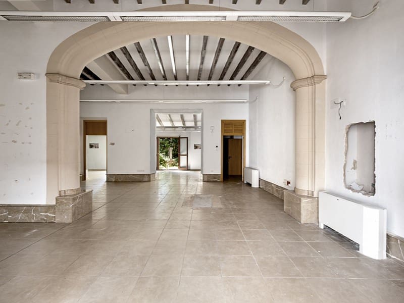 5 soverom Villa til salgs i Campos med svømmebasseng garasje - € 1 295 000 (Ref: 8209850)