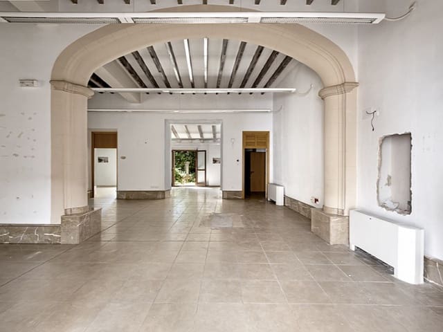 5 soveværelse Villa til salg i Campos med swimmingpool garage - € 1.295.000 (Ref: 8209850)