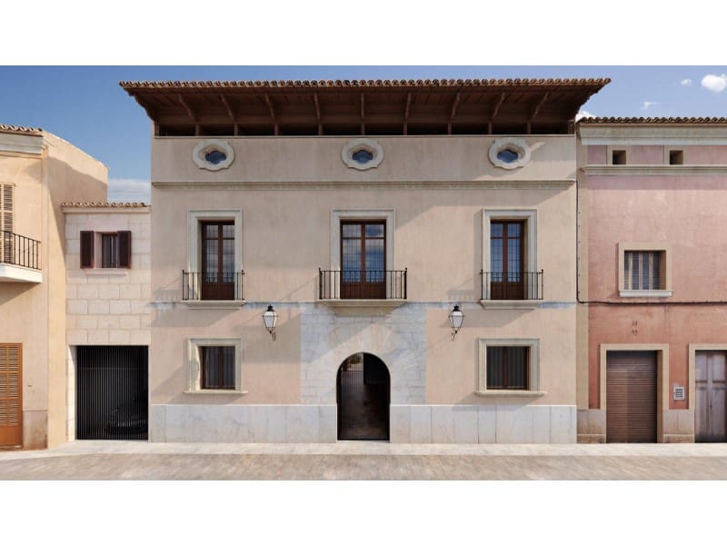 5 soverom Villa til salgs i Campos med svømmebasseng garasje - € 1 295 000 (Ref: 8209850)