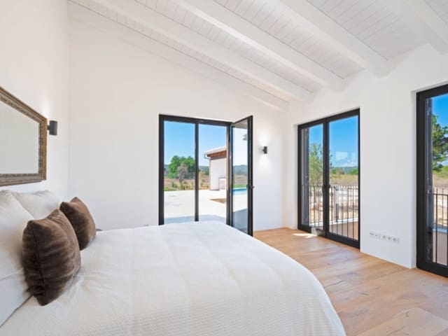 4 soverom Finca/Herregård til salgs i Santa María del Camí med svømmebasseng garasje - € 4 250 000 (Ref: 8214329)