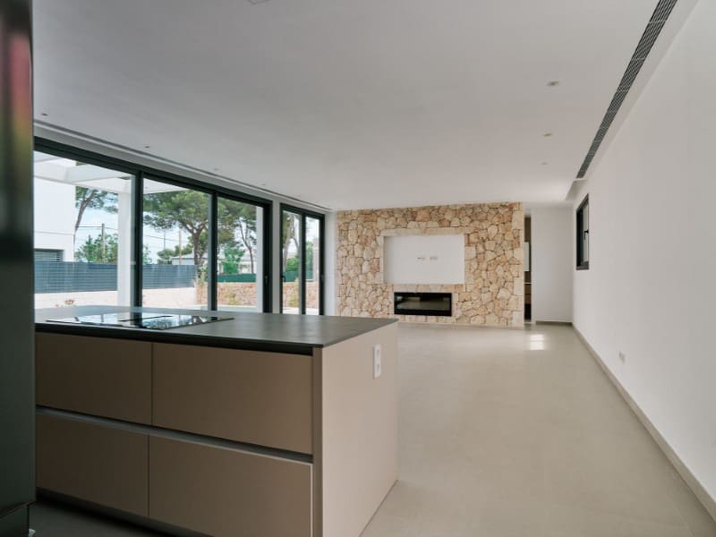 4 bedroom Villa for sale in Son Veri Nou with pool - € 2,450,000 (Ref: 8247506)