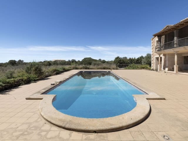 6 bedroom Finca/Country House for sale in Campos with pool garage - € 1,395,000 (Ref: 8300771)
