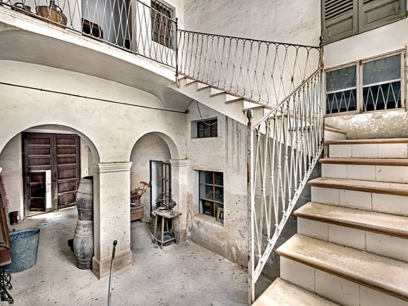 13 soveværelse Hotel til salg i Alaro - € 2.200.000 (Ref: 8314291)