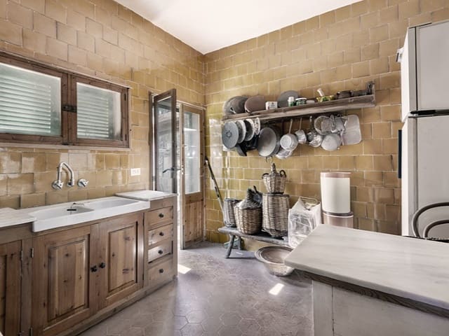 5 sypialnia Finka/Dom wiejski na sprzedaż w Alaró z basenem - 2 800 000 € (Ref: 8392985)