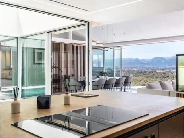 4 bedroom Villa for sale in Costitx with pool garage - € 2,995,000 (Ref: 8399021)