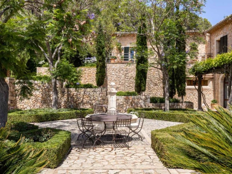 14 soverom Finca/Herregård til salgs i Esporles med svømmebasseng garasje - € 26 000 000 (Ref: 8399022)