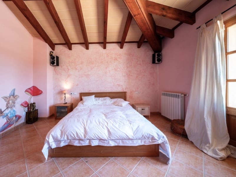 7 soveværelse Finca/Landehus til salg i Lloret de Vista Alegre med swimmingpool garage - € 2.650.000 (Ref: 8407559)