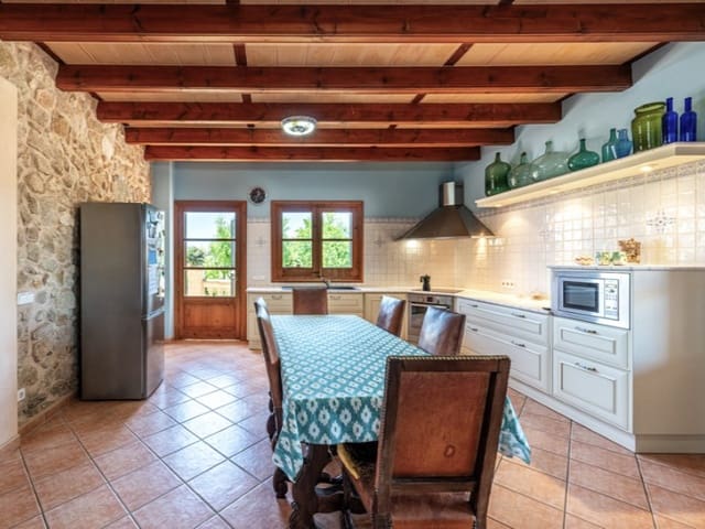 7 slaapkamer Finca/Landhuis te koop in Lloret de Vista Alegre met zwembad garage - € 2.650.000 (Ref: 8407559)