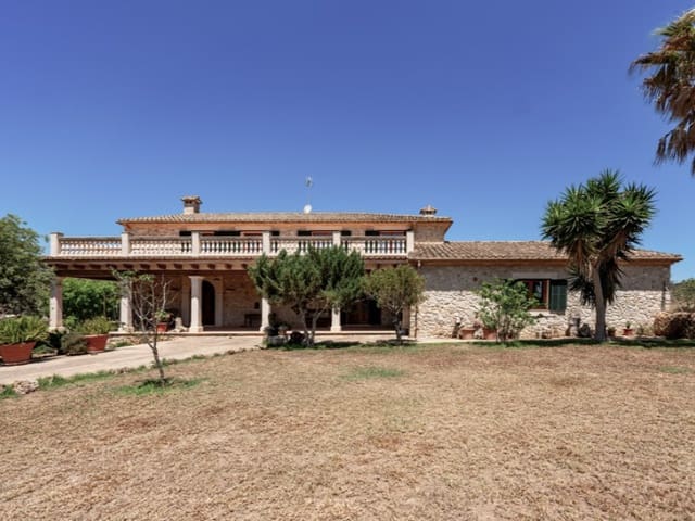 7 slaapkamer Finca/Landhuis te koop in Lloret de Vista Alegre met zwembad garage - € 2.650.000 (Ref: 8407559)