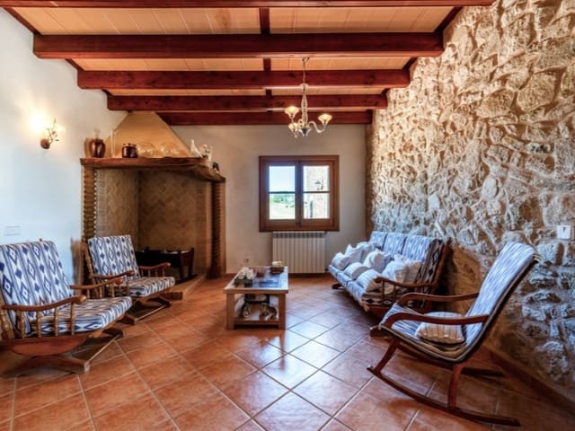 7 slaapkamer Finca/Landhuis te koop in Lloret de Vista Alegre met zwembad garage - € 2.650.000 (Ref: 8407559)