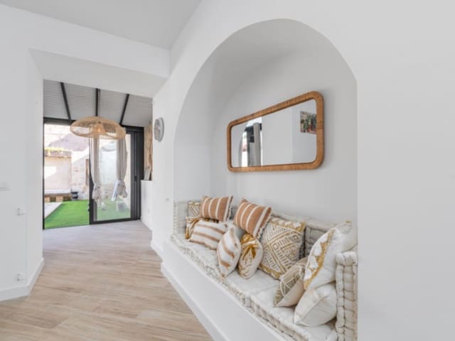 3 soveværelse Villa til salg i Sant Joan med swimmingpool - € 597.500 (Ref: 8410058)