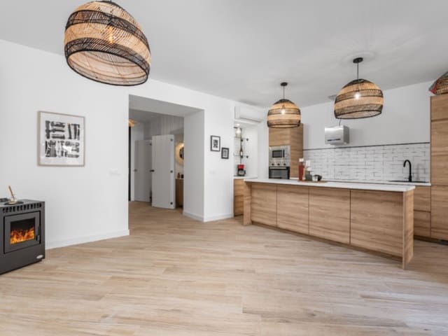 3 soveværelse Villa til salg i Sant Joan med swimmingpool - € 597.500 (Ref: 8410058)