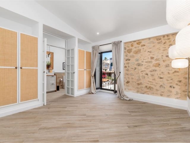 3 soveværelse Villa til salg i Sant Joan med swimmingpool - € 597.500 (Ref: 8410058)