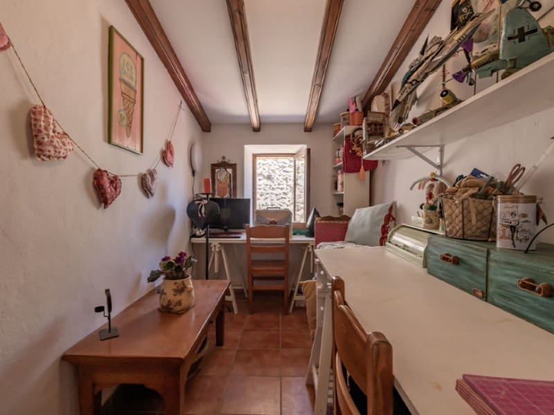 3 soverom Villa til salgs i Alaro - € 695 000 (Ref: 8421813)