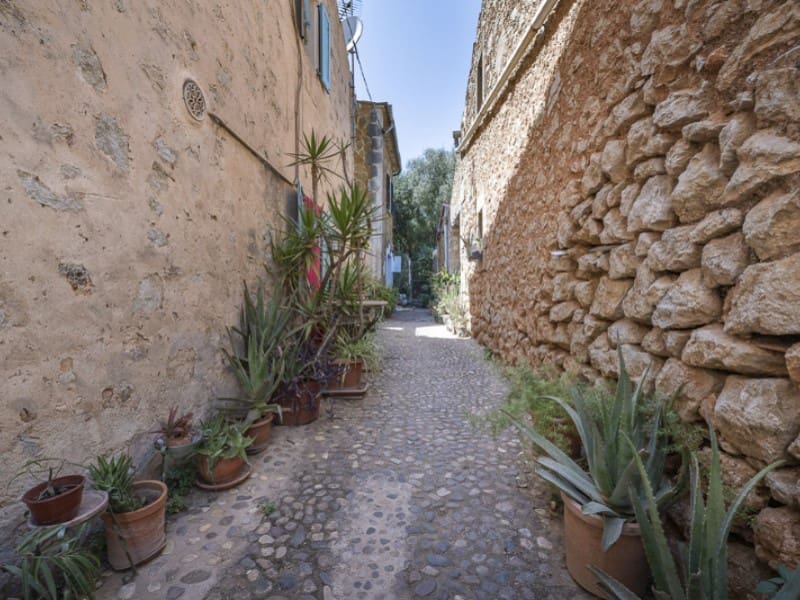 3 soverom Villa til salgs i Alaro - € 695 000 (Ref: 8421813)