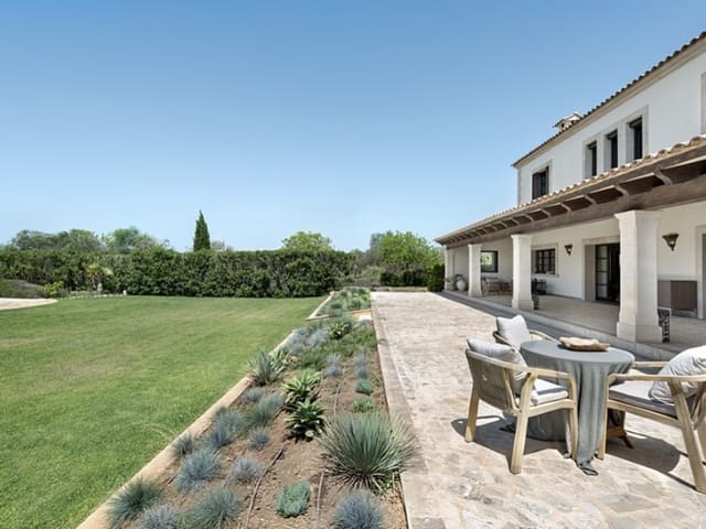 4 soveværelse Finca/Landehus til salg i Llucmajor med swimmingpool garage - € 3.900.000 (Ref: 8439131)