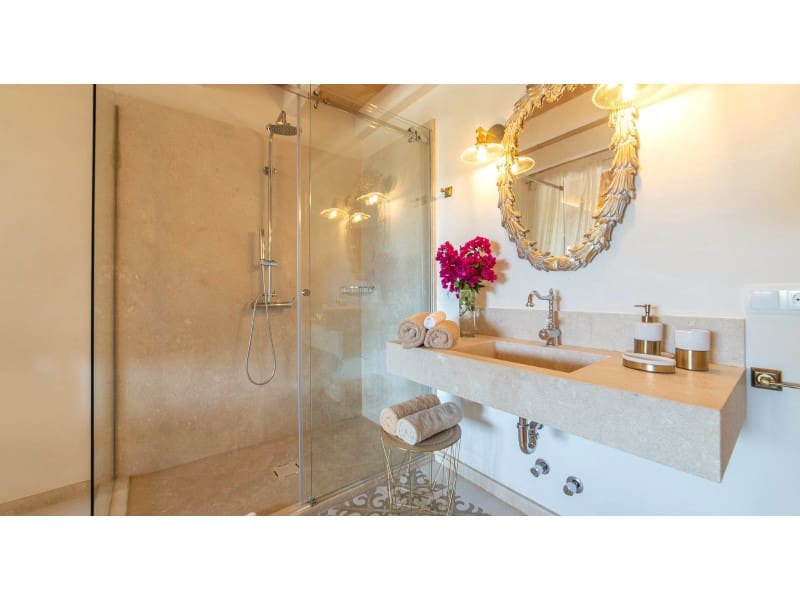 5 sovrum Finca/Hus på landet till salu i Llucmajor med pool - 2 980 000 € (Ref: 8440756)