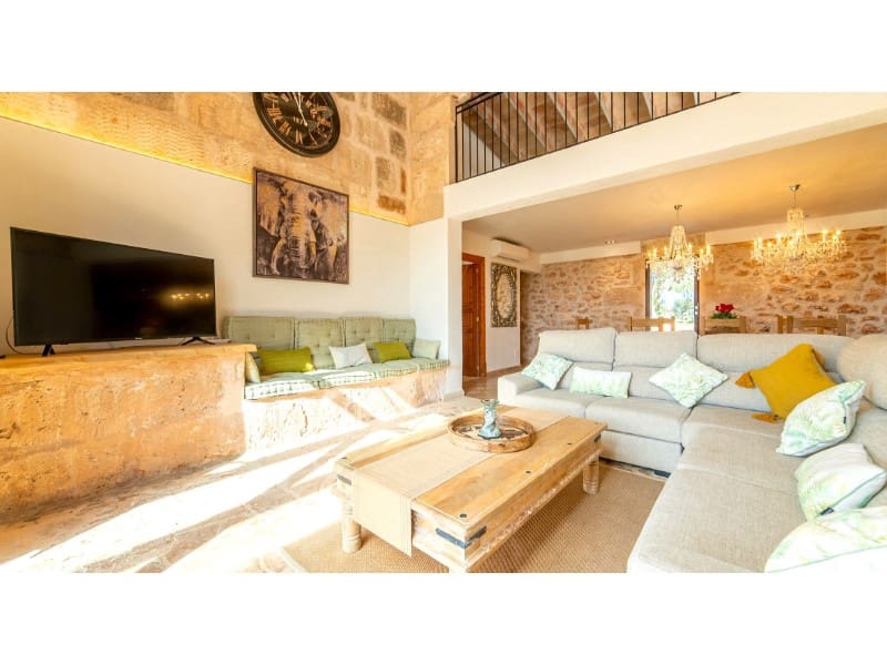 5 sovrum Finca/Hus på landet till salu i Llucmajor med pool - 2 980 000 € (Ref: 8440756)