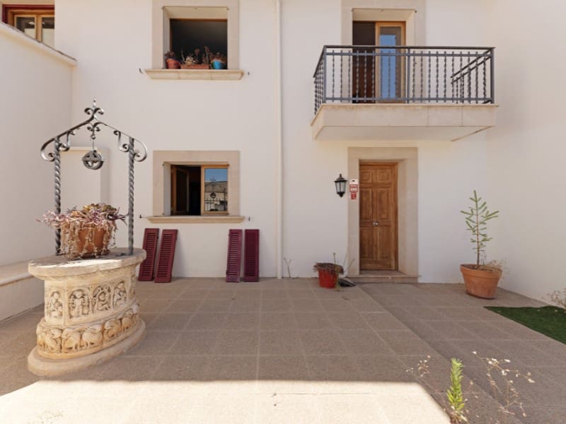 8 sypialnia Willa na sprzedaż w Santa Maria del Cami z basenem garażem - 1 299 000 € (Ref: 8446053)