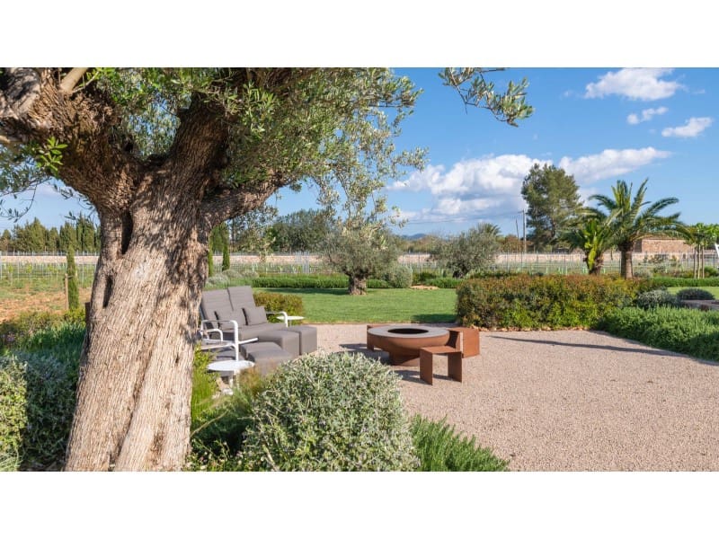 5 soveværelse Finca/Landehus til salg i Porreres med swimmingpool garage - € 4.950.000 (Ref: 8450940)