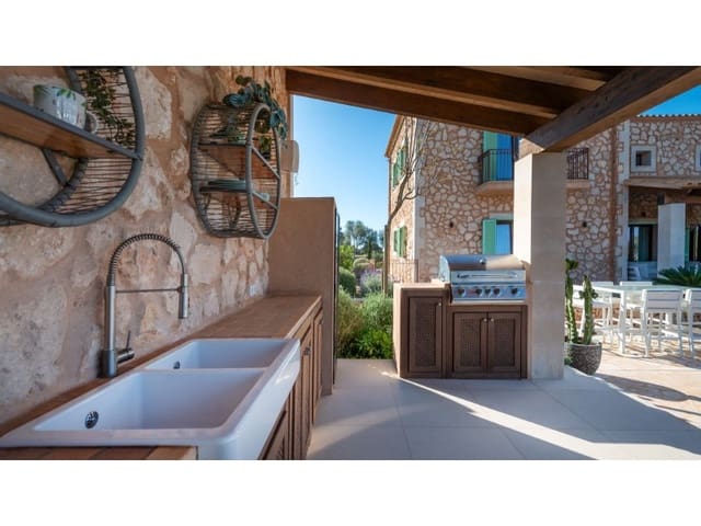 5 soveværelse Finca/Landehus til salg i Porreres med swimmingpool garage - € 4.950.000 (Ref: 8450940)