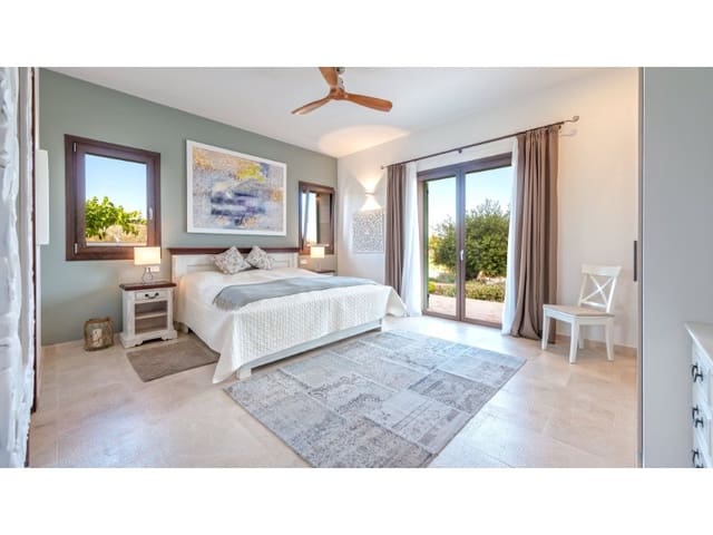 5 soveværelse Finca/Landehus til salg i Porreres med swimmingpool garage - € 4.950.000 (Ref: 8450940)