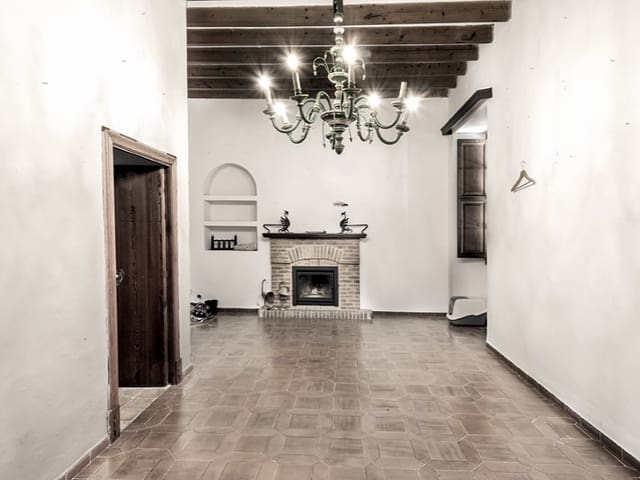 6 soveværelse Villa til salg i Binissalem med garage - € 3.350.000 (Ref: 8470292)