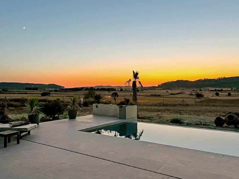 2 soveværelse Finca/Landehus til salg i Sant Joan med swimmingpool - € 1.150.000 (Ref: 8477844)