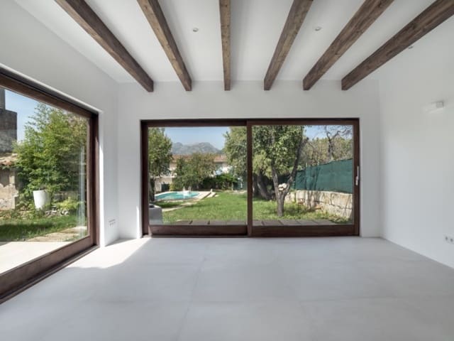 4 bedroom Villa for sale in Campanet with pool - € 1,090,000 (Ref: 8511711)