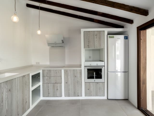 4 bedroom Villa for sale in Campanet with pool - € 1,090,000 (Ref: 8511711)