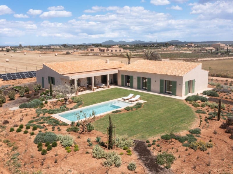 4 soveværelse Finca/Landehus til salg i Sa Rapita / La Rapita med swimmingpool garage - € 2.900.000 (Ref: 8534344)