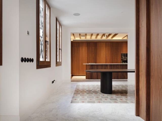 3 soveværelse Lejlighed til salg i El Mercat, Palma de Mallorca med swimmingpool - € 3.950.000 (Ref: 8549242)